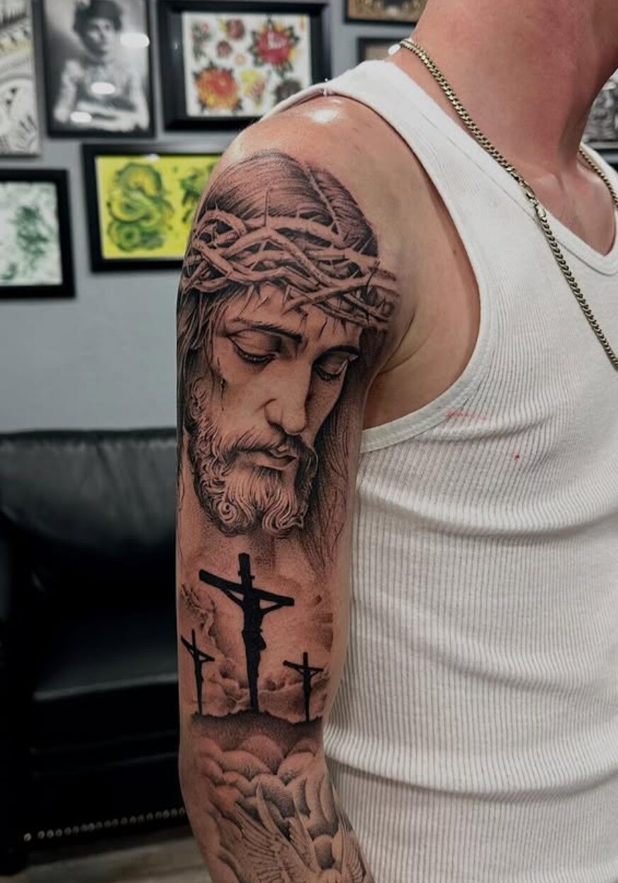 Berny Jesus' face 3 crosses